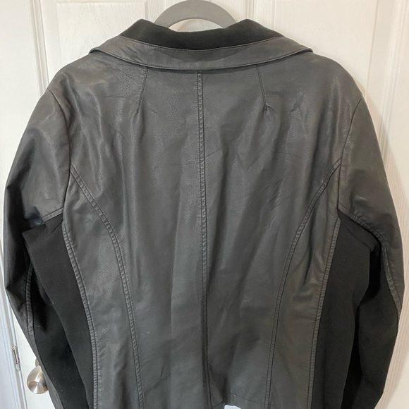 Target Ava & Viv Size 1X Vegan Leather Moto Motorcycle Jacket - Like New - Black - Picture 8 of 10